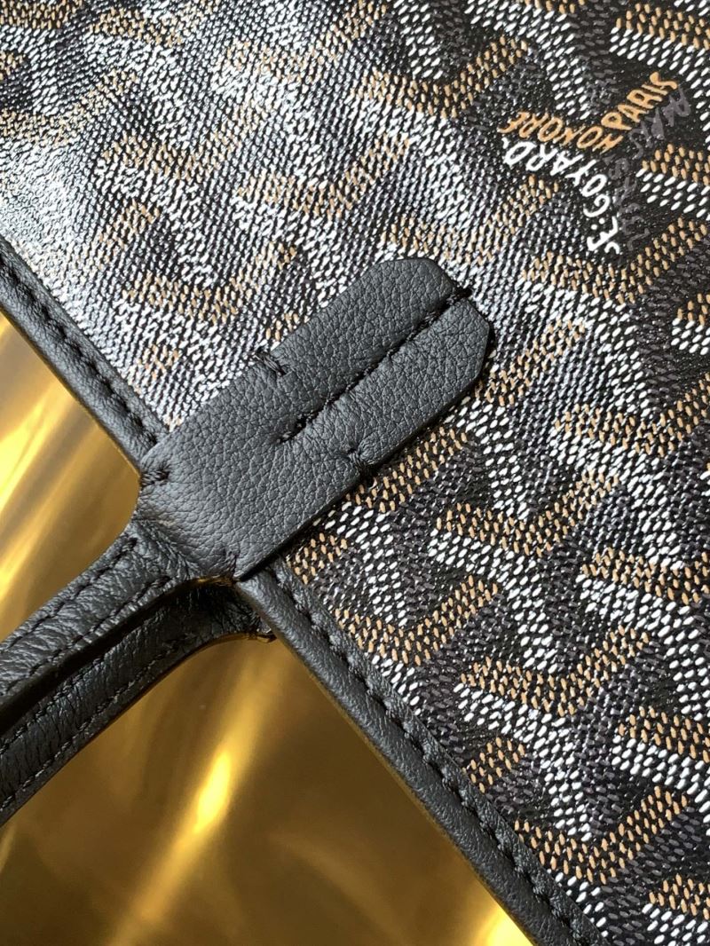 Goyard Shopping Bags